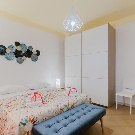 Salento 4 Stars - Blue & Yellow Squinzano エクステリア 写真
