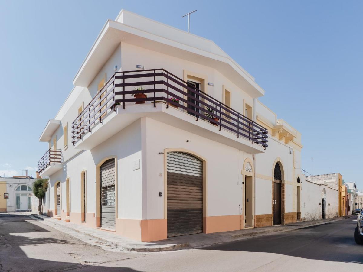 Salento 4 Stars - Blue & Yellow Squinzano エクステリア 写真