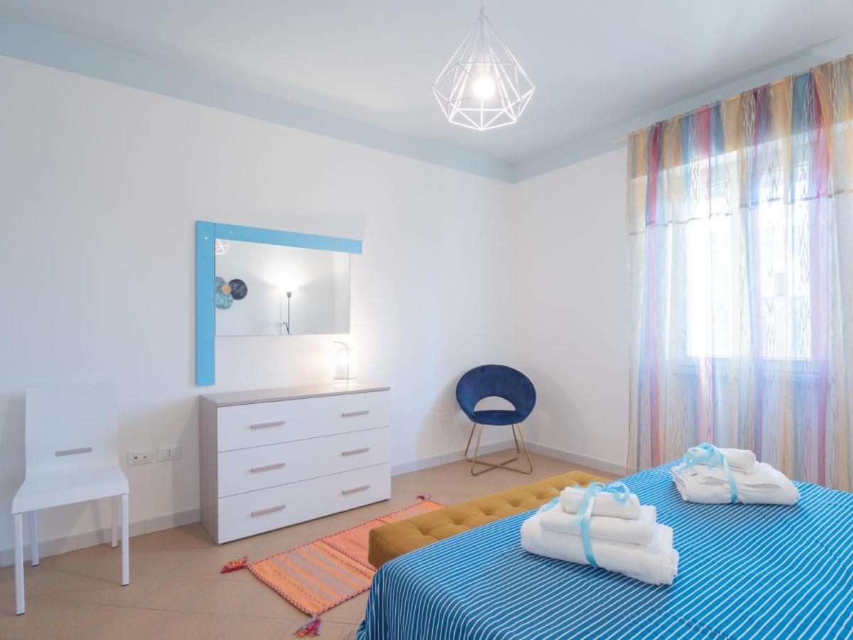 Salento 4 Stars - Blue & Yellow Squinzano エクステリア 写真