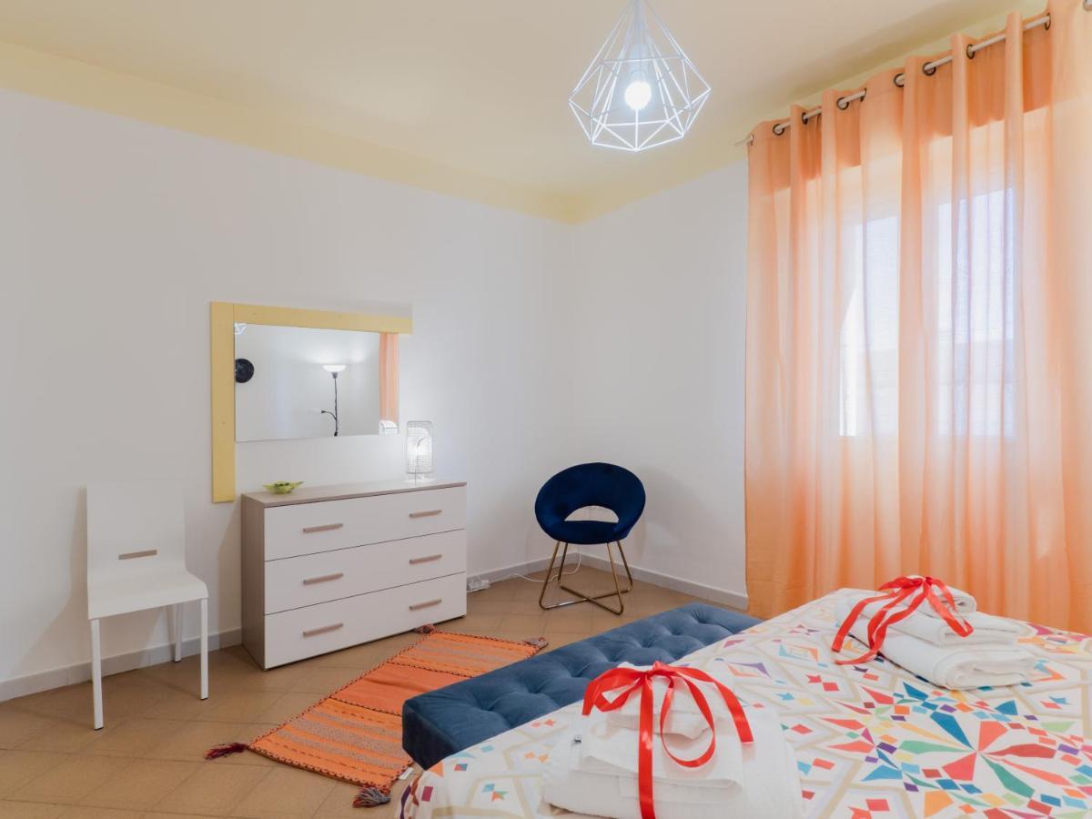Salento 4 Stars - Blue & Yellow Squinzano エクステリア 写真